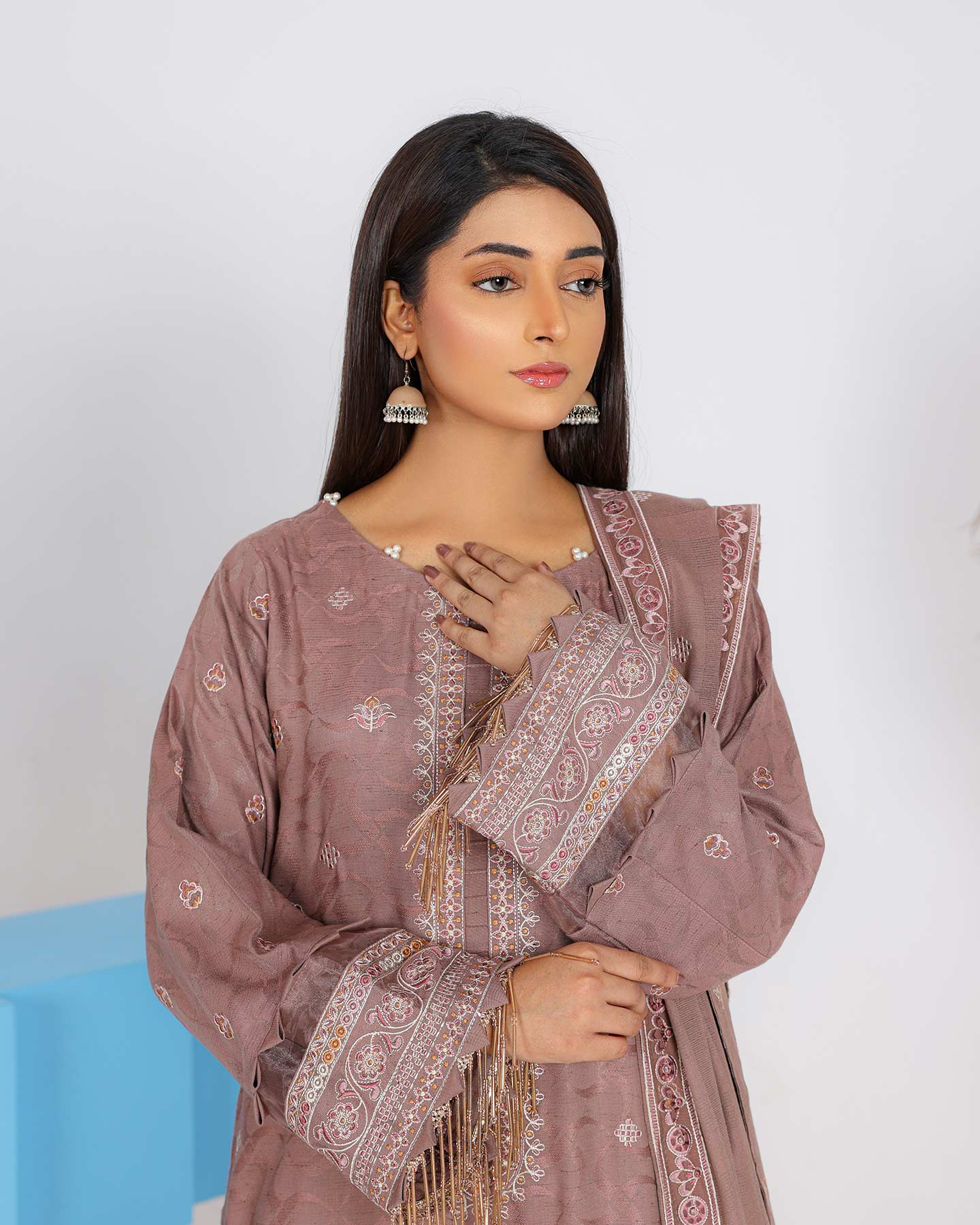 Isabella By Aalaya Winter Vol 02 '25 D 02