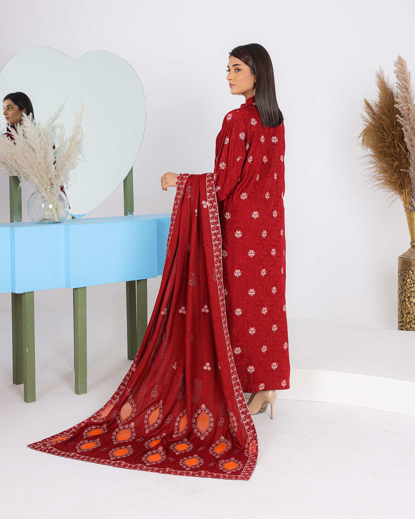 Isabella By Aalaya Winter Vol 02 '25 D 04