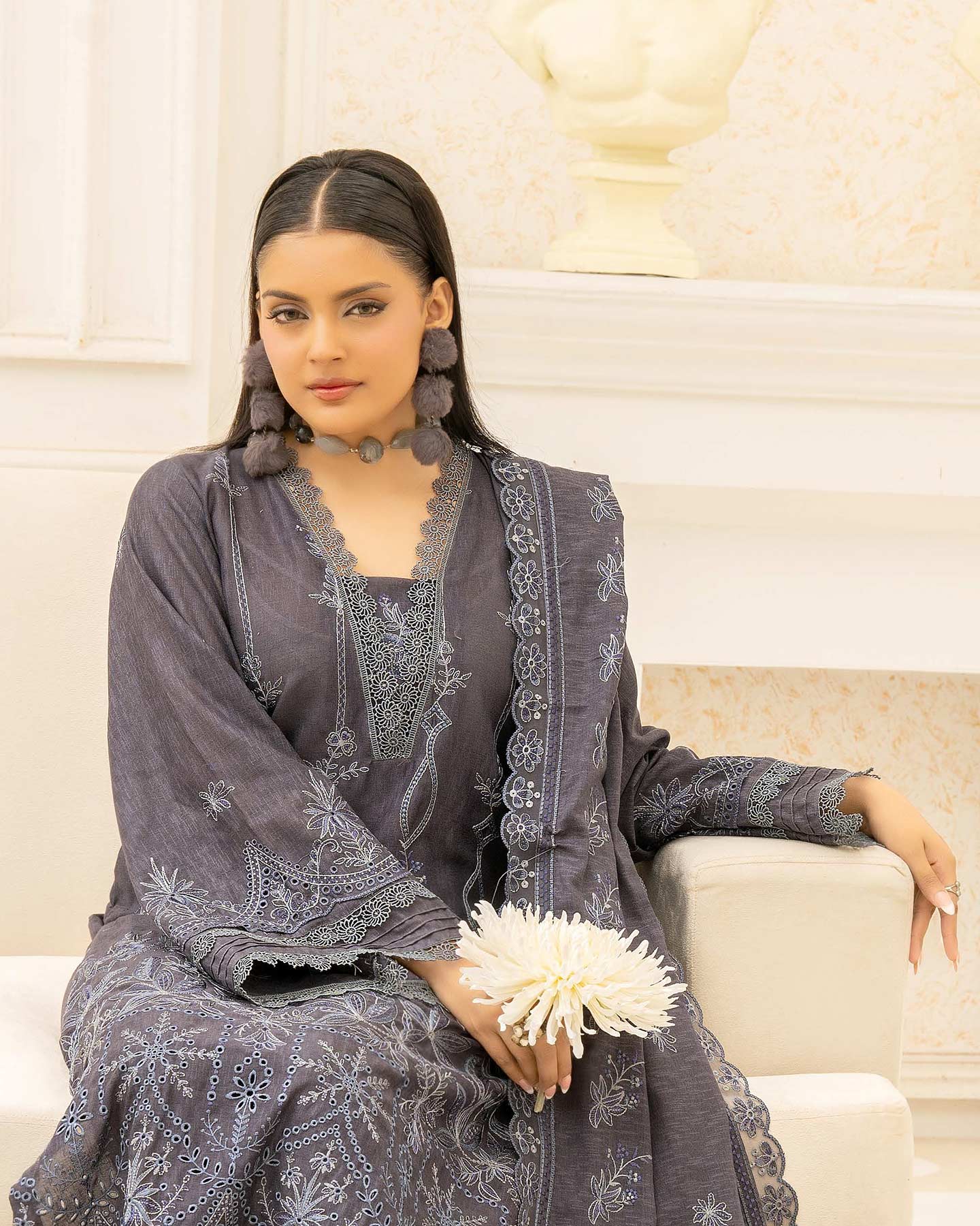 Saqafat by Aalaya Winter Vol 01 '25 D 02