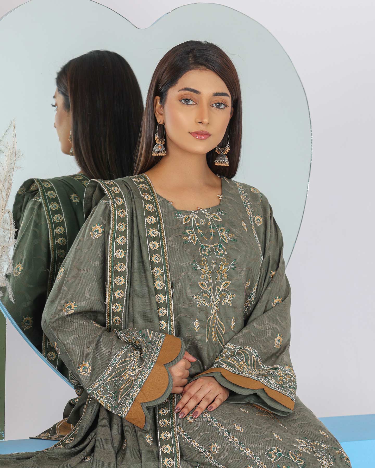 Isabella By Aalaya Winter Vol 02 '25 D 06