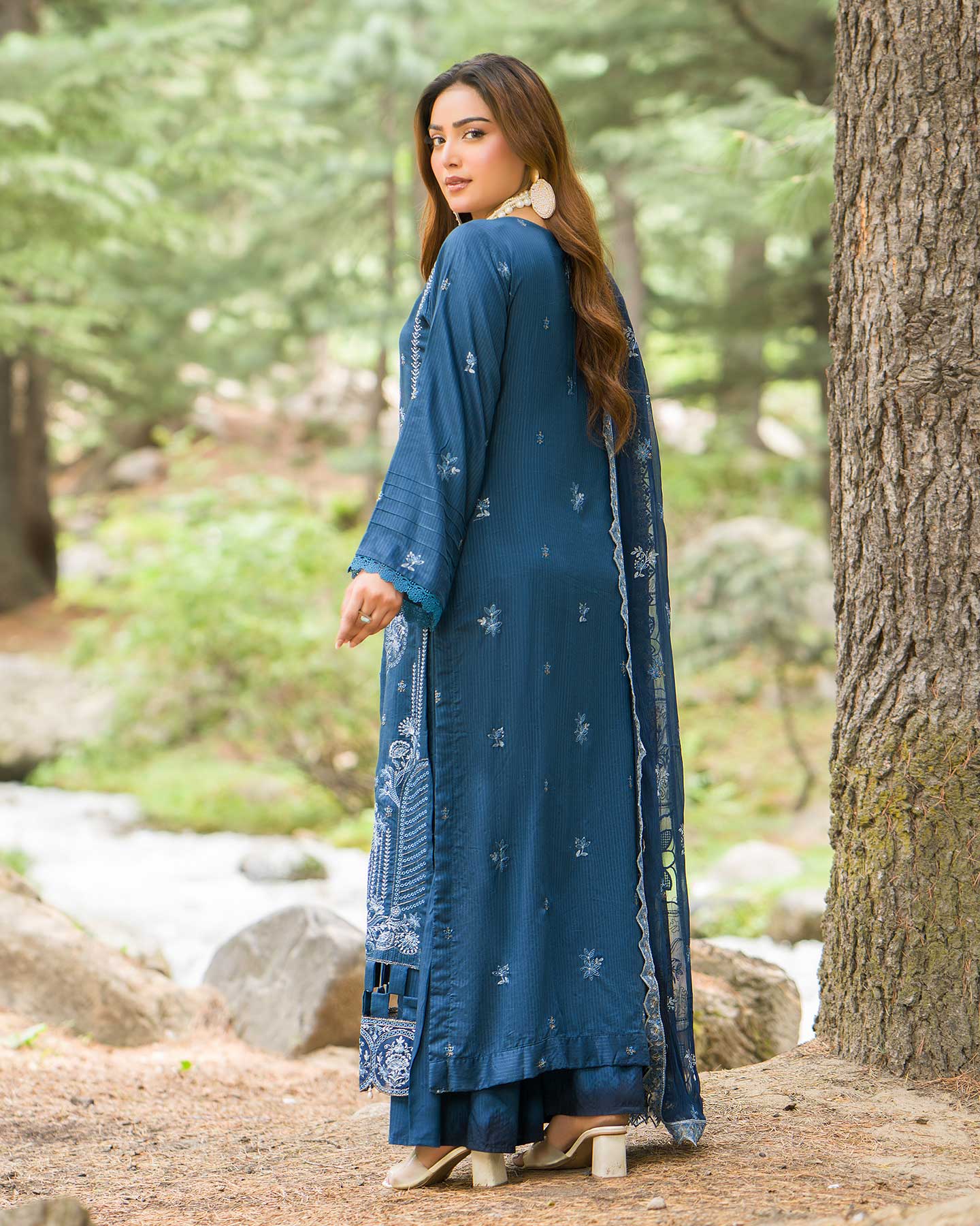 Premium by Aalaya Winter Vol 05 '25 D 03