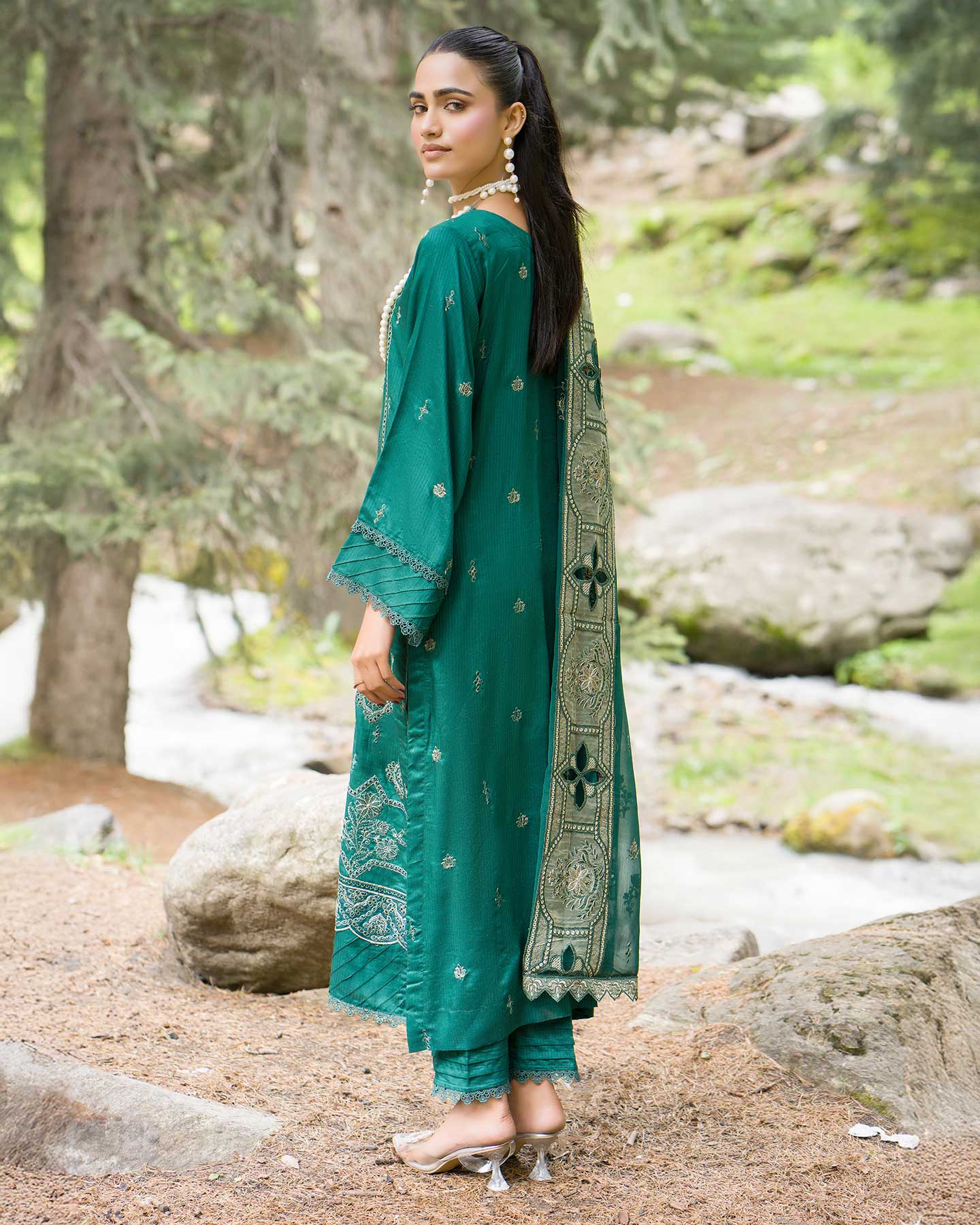 Premium by Aalaya Winter Vol 05 '25 D 06