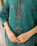 Versatile by Aalaya Winter Vol 02 '25 D 01