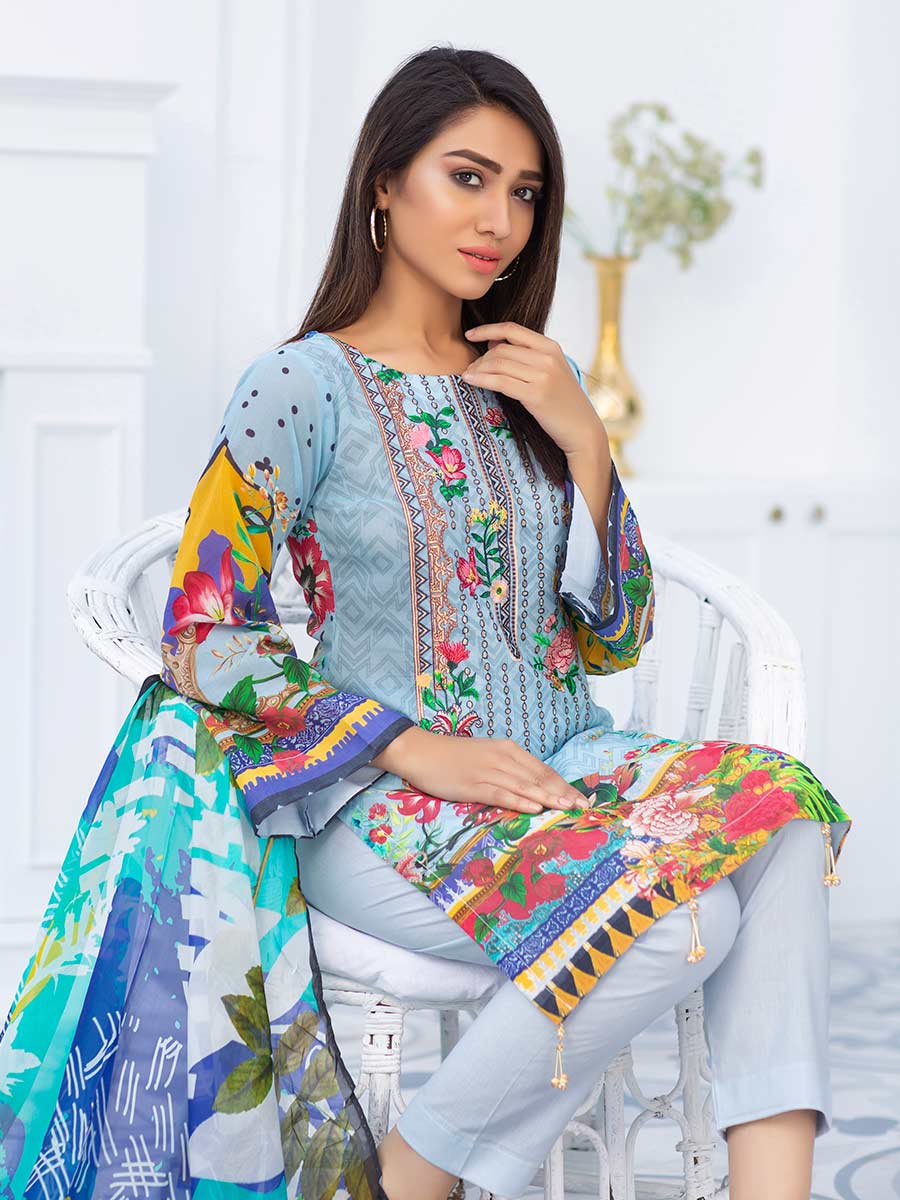Aalaya Embroidered Swiss Lawn Vol A3 '21 D#05